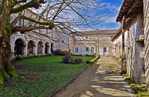 Azay-le-Brule House | Le prieuré Saint Barthélémy