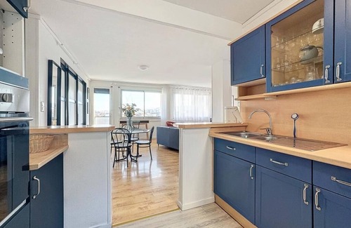 La Gare Apartment | Le quai 52 - Spacious & Bright & Railway Station