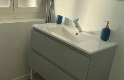 Chateauroux Apartment | Le Quai des Marins