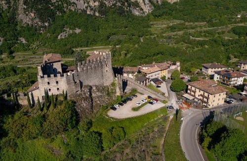 Canale di Tenno Apartment | Le radici del borgo 1