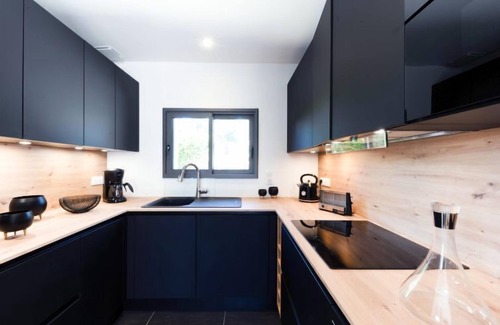 Carnac House | Le Rahic by Interhome
