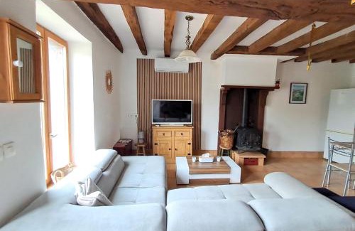 Roussines House | Le Refuge de Montbroux
