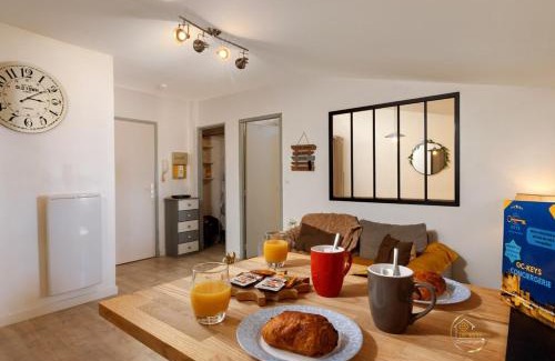 Castelnaudary Apartment | Le refuge du canal Local à vélo Face canal du midi