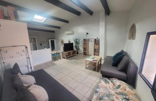 Saint-Mitre-les-Remparts Apartment | Le Rempart