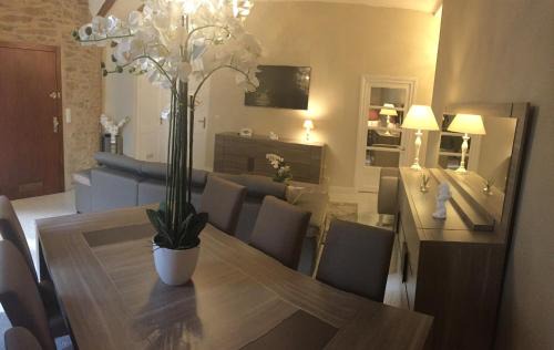 Beaune City Centre Apartment | Le Rendez Vous des Anges