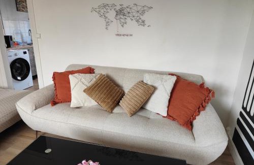 Tille Apartment | Le repère, 400m aéroport, 2 chambres