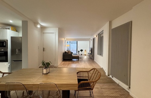 Ecommoy Apartment | Le Repère des Pilotes - Gare - 11 p - Rêve au Mans