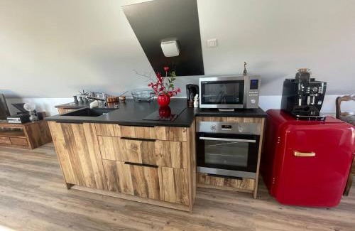 Bresilley Bed & Breakfast | Le repaire des trois singes