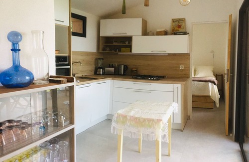 Arphy Cottage | Le Repaire Les Vignals gîtes and events Cévennes exceptional view swimming pool