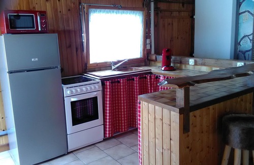 Saint-Ame House | Le Reposion, Chalet type house