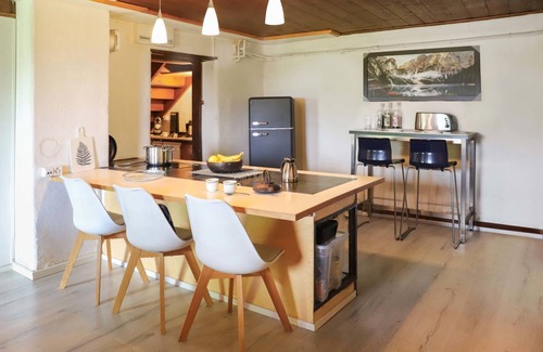 Caux House | Le Revers by Interhome