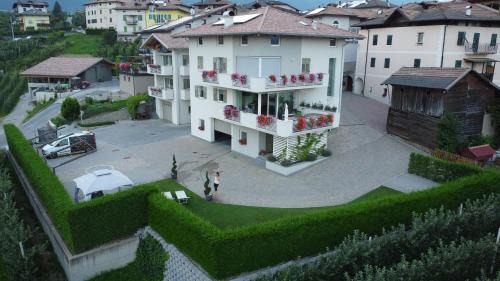 Tassullo Bed & Breakfast | Le Rocce Val di Non - Quality Room & Breakfast