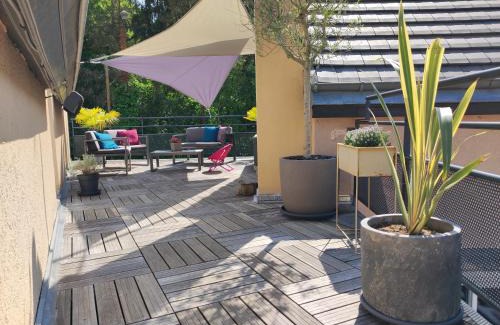 Luisant Apartment | "Le Rooftop de la fontaine" dans cadre verdoyant