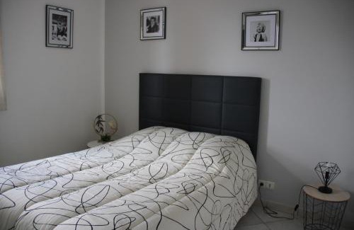 Gilette Apartment | le rougelas