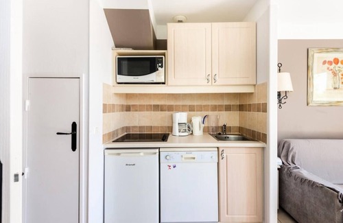 Rouret House | Le Rouret houses - maeva Home - 2-Room House 5 People - Budget