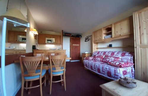 Arc-1800 Apartment | Le RUITOR