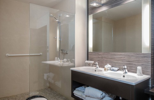 Sauveterre-de-Rouergue Hotel | Le Sénéchal