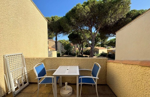 Cap d'Agde Apartment | Le Saint Loup with swimming pool et parking