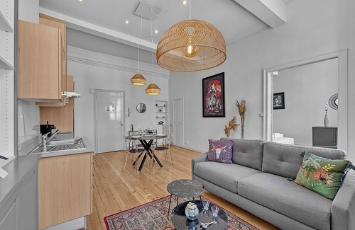 Saint-Etienne Apartment | Le Salini - One Bedroom Apartment, Sleeps 3