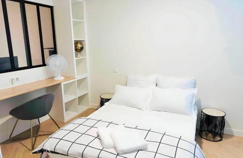 Pont-de-Veyle Apartment | Le Scandinave - PROCHE MACON - PARKING GRATUIT - NETFLIX - FIBRE