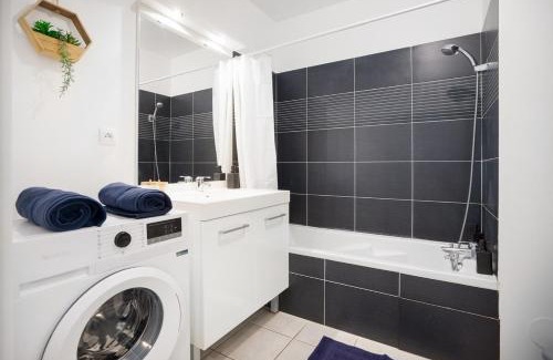 La Demi - Lune Apartment | Le studio urbain - Parking