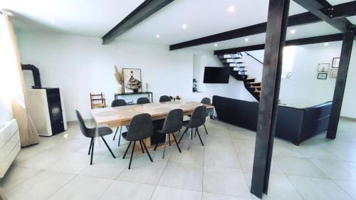 Damouzy House | Le temple
