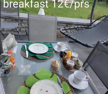 Walcourt Bed & Breakfast | Le val du vieux chêne chambre d'hôtes