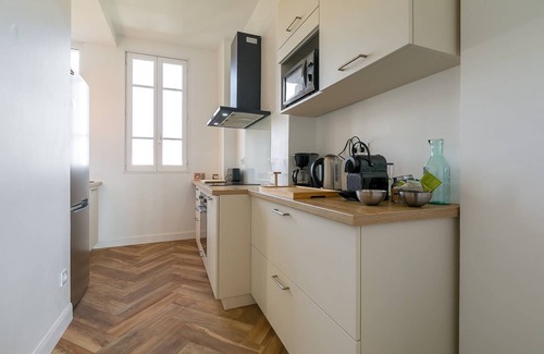 Faubourg North Apartment | Le victor hugo -Appartement 2 chambres avec garage -SR Loc