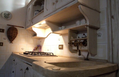 Pisa City Centre Apartment | Le Volte-Pisa - Two Bedroom Apartment, Sleeps 5
