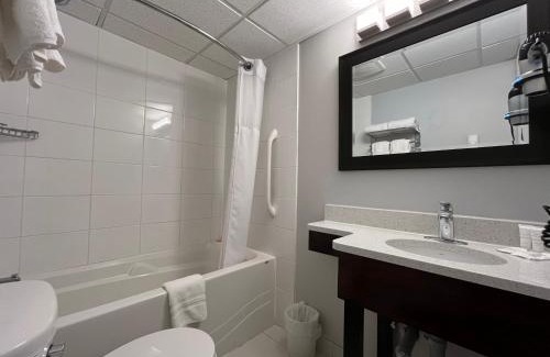 Mattawa Hotel | Le Voyageur Inn