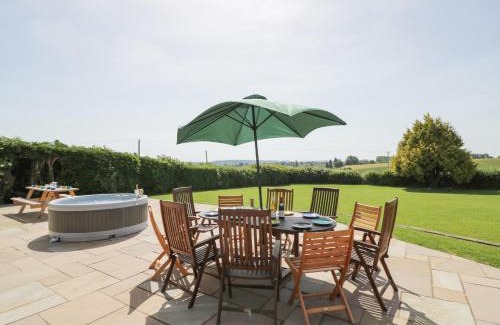 Clows Top House | Lea Farm House