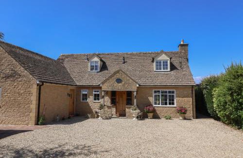 Great Witcombe House | Leafield Cottage