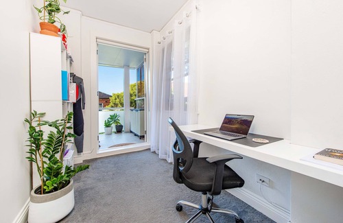 Bondi Beach Apartment | Leafy Coastal Haven in Bondi Beach