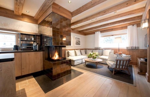 Lech am Arlberg Ski Chalet | Lech Lodge - LEGENDARY