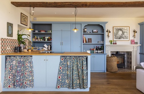 Petworth Cottage | Leconfield Lodge by inspirestays.com - a rural cottage that sleeps 2 guests in 1 bedroom