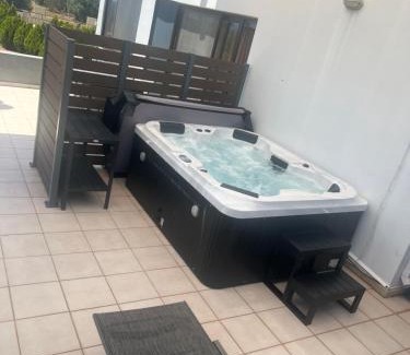 Frangokastellon House | Ledakis House with Jacuzzi