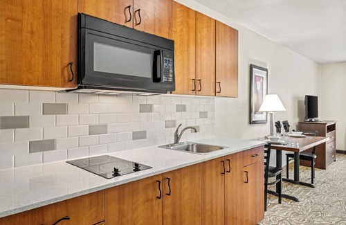 Billings Hotel | Ledgestone Suites Hotel Billings