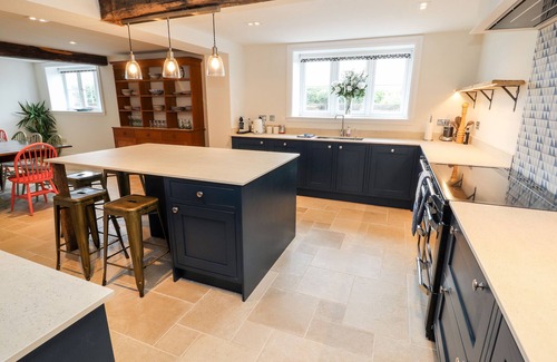 Knutsford Cottage | LEGH OAKS FARM, pet friendly, luxury holiday cottage in Knutsford