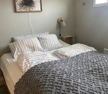 Kristiansand Apartment | Leilighet, to rom med eget bad ved sjøen