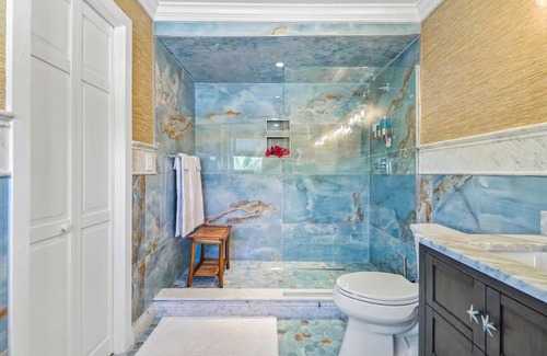 Current House | Leisure Beach Ocean Retreat