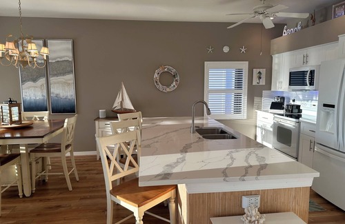 Falcons Glen House | Lely Resort - Cozy Coastal Cottage 3 BR/2BA Pool Home - on Flamingo Golf Course