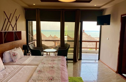 Elmina Cabin | Lemon Beach Resort