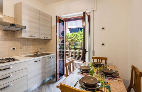 Giardini Naxos Apartment | Lemon Tree Apartments by Wonderful Italy