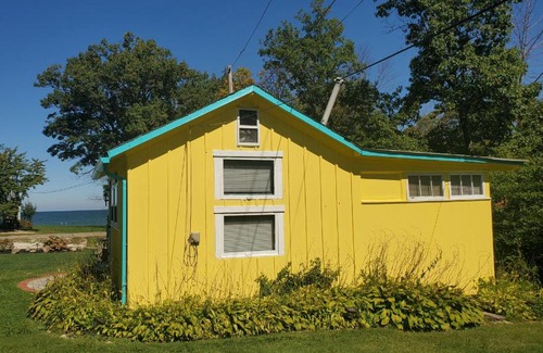 Madison-on-the-Lake House | LemonDrop Lake-Front Cottage