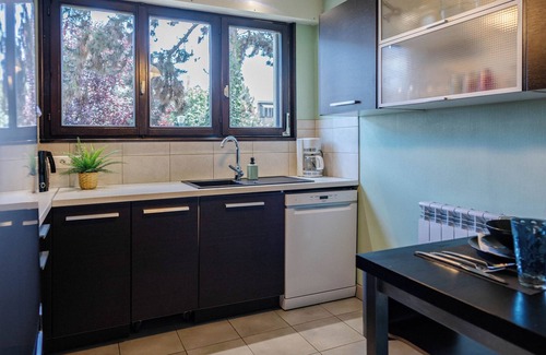 Neudorf Ouest Apartment | Les Alisiers - 3 rooms - air-conditioned + garage