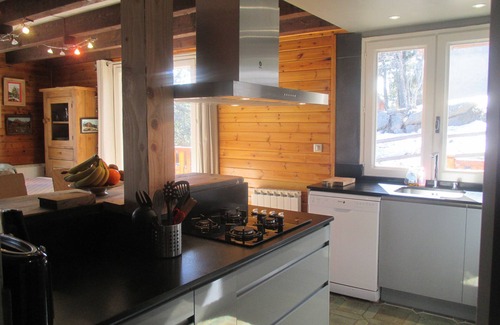 Les Angles Ski Chalet | LES ANGLES: Grand Chalet Comfortable 8/10 people (linen and WIFI included)