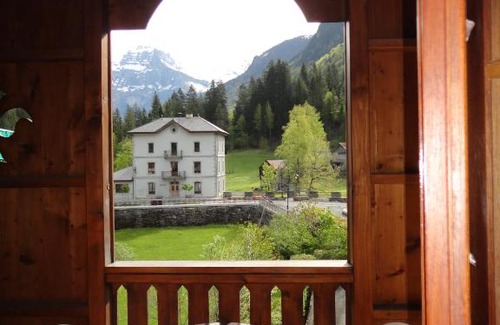 Sixt-Fer-a-Cheval Apartment | LES AVOUDRUZ