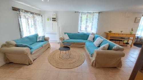Saint-Meard-de-Drone House | Les Bigoussies 1 Gite Vert