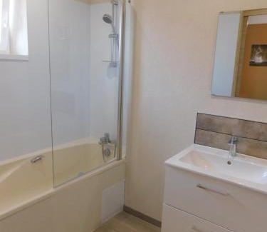 Bru Bed & Breakfast | Les Brimbelles, Gîtes by Jul'Ine