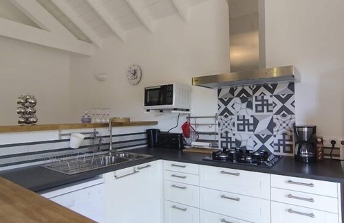 Le Grau-dʼAgde House | LES CABANES DU GRAU: Pretty little houses, quiet, a stone’s throw from the beach